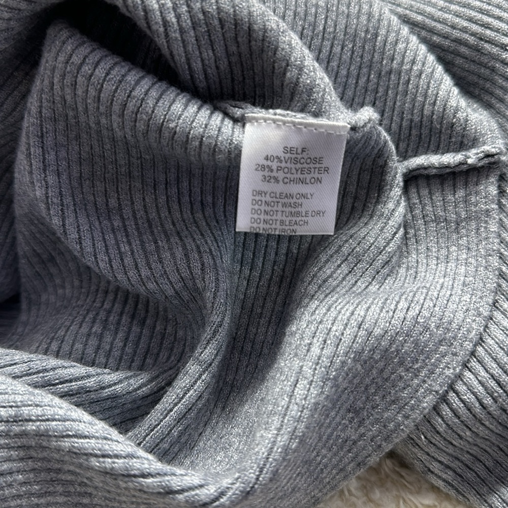 Dolman Sleeve Ribbed Top - Picture 8 of 8